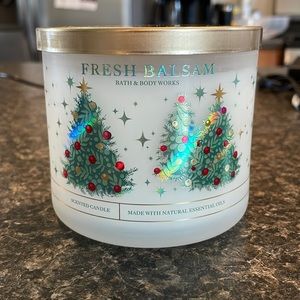 Bath and body works fresh balsam candle